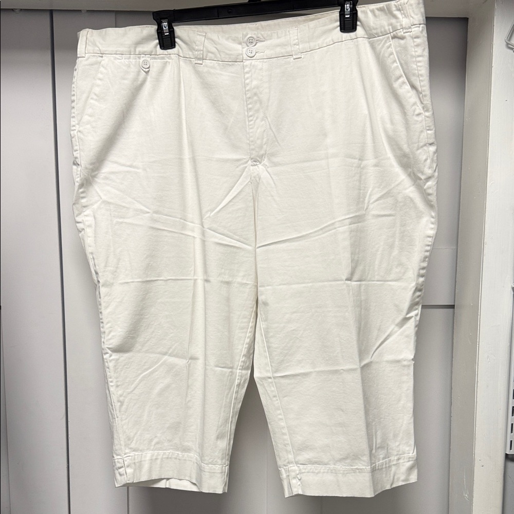 Jaclyn Smith Women’s White Capris